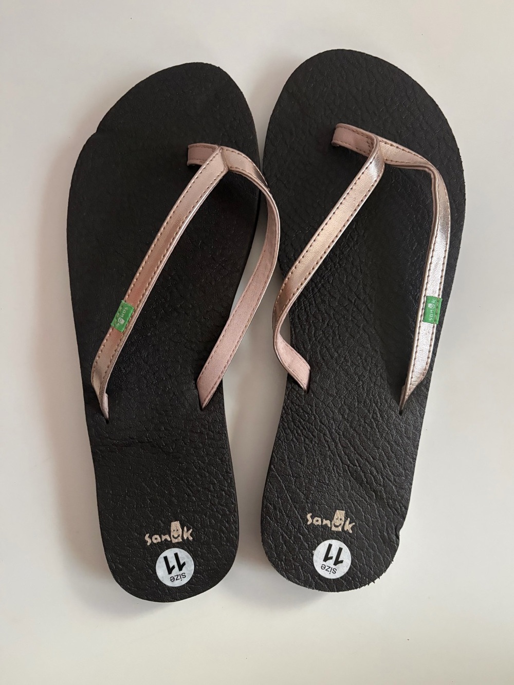 Sanuk Yoga Spree 4 Women's Metallic Pink Rosegold Sandals Flip Flop Sz 11